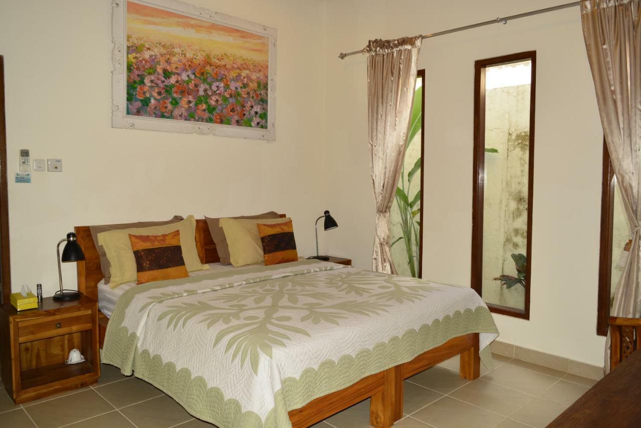 Villa Anggrek *